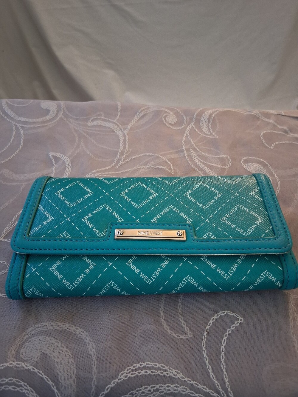 Nine West Tri-Fold Snap Ladies Wallet
